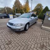 Opel Omega  106 kw - silberne Opel Omega