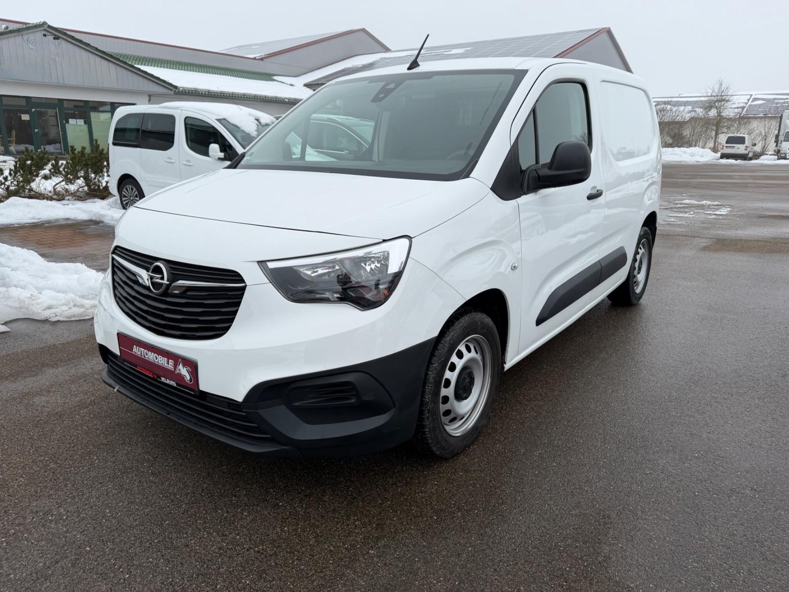 Opel Combo E Cargo Edition*Klima*AHK*bott*