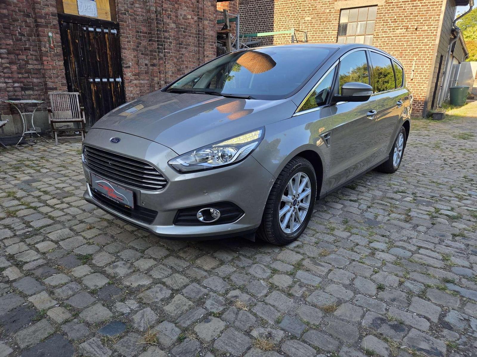 Ford S-Max Titanium*Kamera*Leder*Sitzheizung*