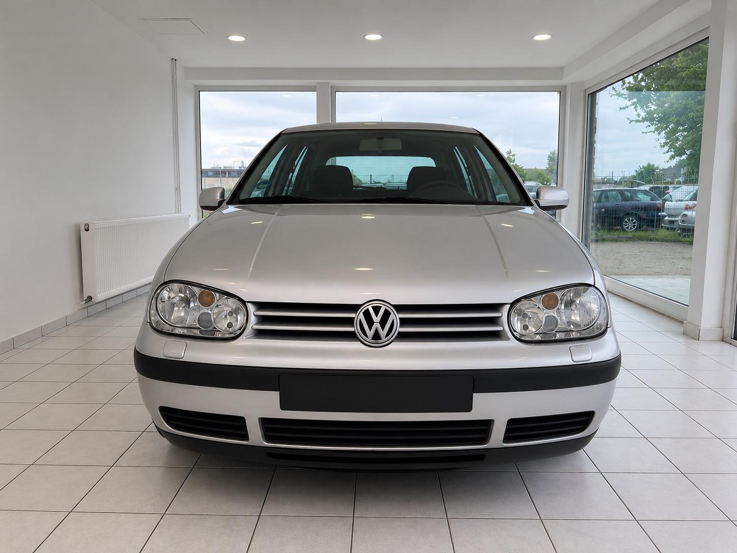Volkswagen Golf 1.6 Auto Champ / TÜV neu