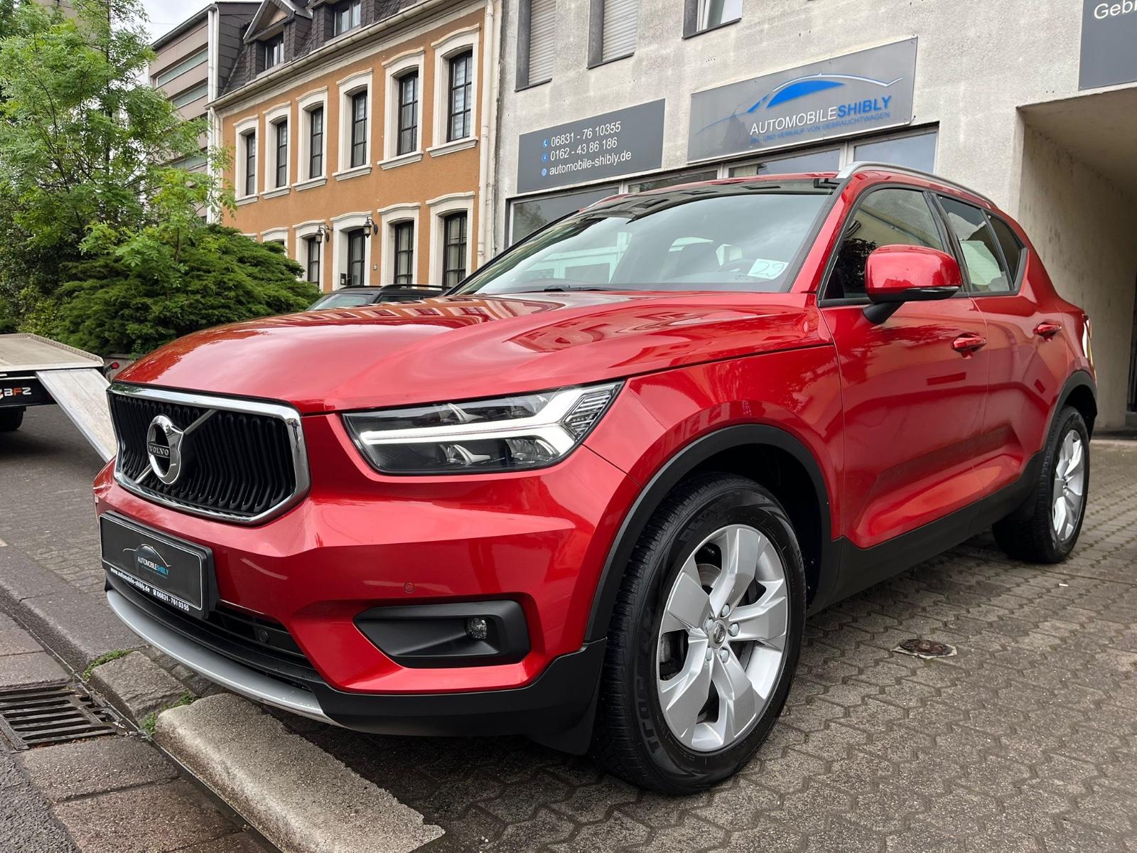 Volvo XC40 Momentum Pro Automatik, LEDER