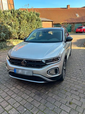 Volkswagen T-Roc 1.5 TSI move, AHK NAVI LE...