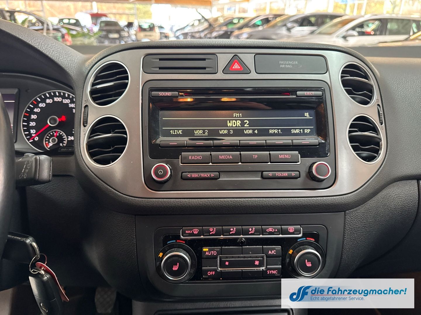 Fahrzeugabbildung Volkswagen Golf Plus VI Match  2-Zonen-Klimaautom*EXPORT