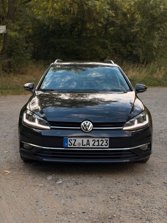 Image of Volkswagen Golf