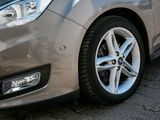 Ford Grand C-Max 1.5 Titanium Easy-Parking-P 7-Sitzer - Ford Grand C-Max mit Benzin-Antrieb