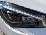 Mercedes-Benz CLA 180 Urban LED Navi Kamera Euro6 Pano 2.Hand - Mercedes-Benz 180e