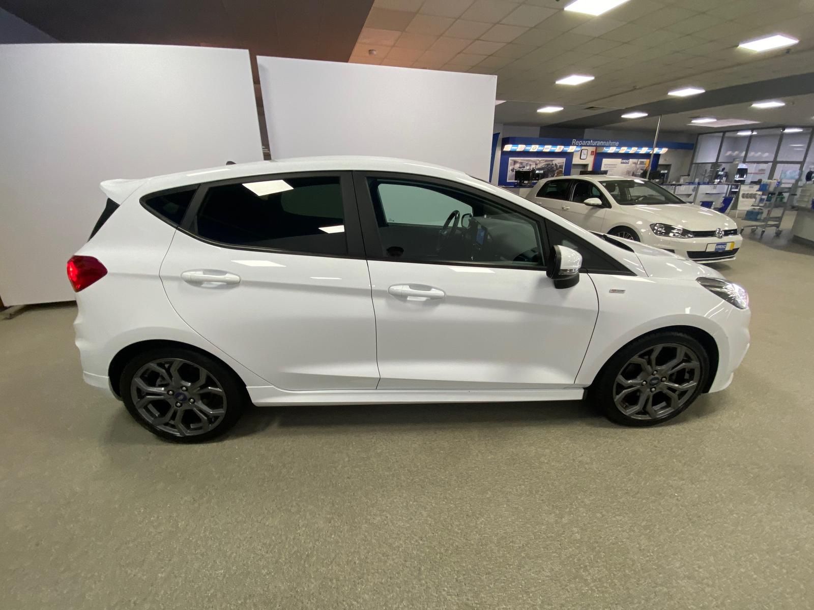 Fahrzeugabbildung Ford Fiesta 1.0 EcoBoost KAT ST-Line APP+KLIMA+RFK+PD
