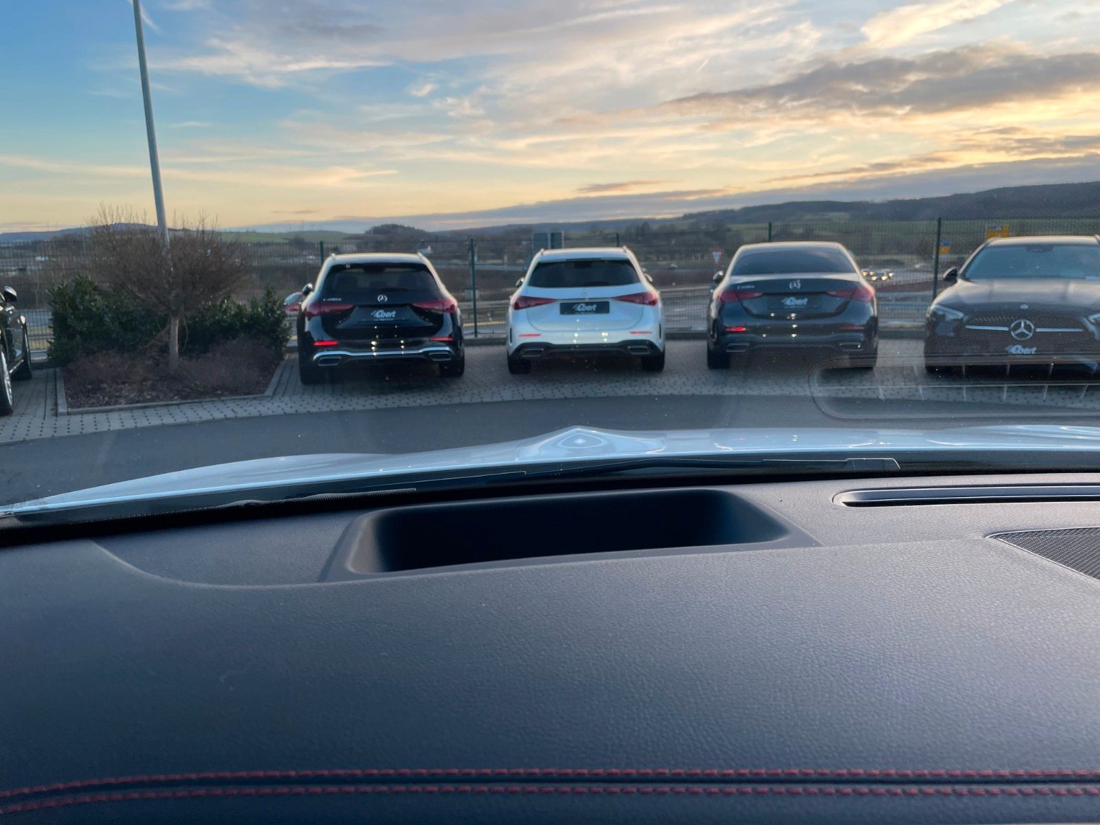 Fahrzeugabbildung Mercedes-Benz CLA 45 S AMG+Aero+Pano+HUD+Burm+Memory+MultiB