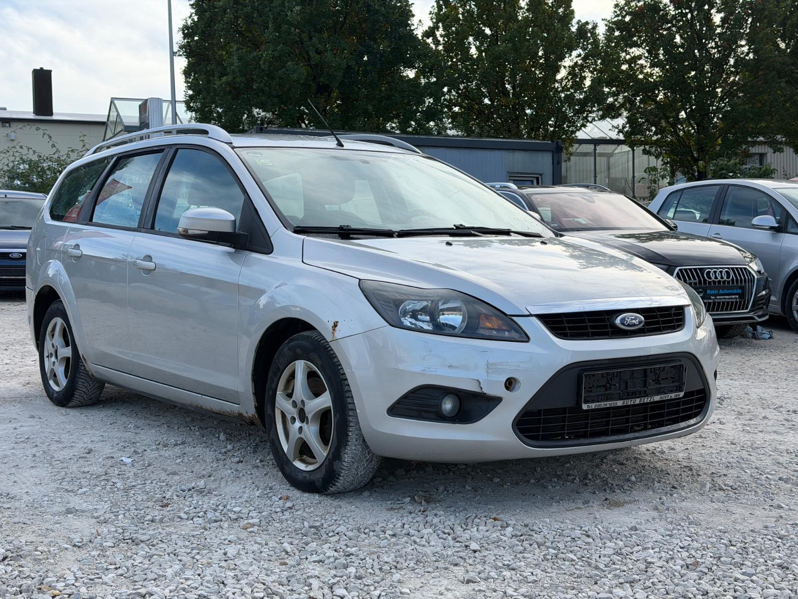 Ford Focus 2008 — rear view