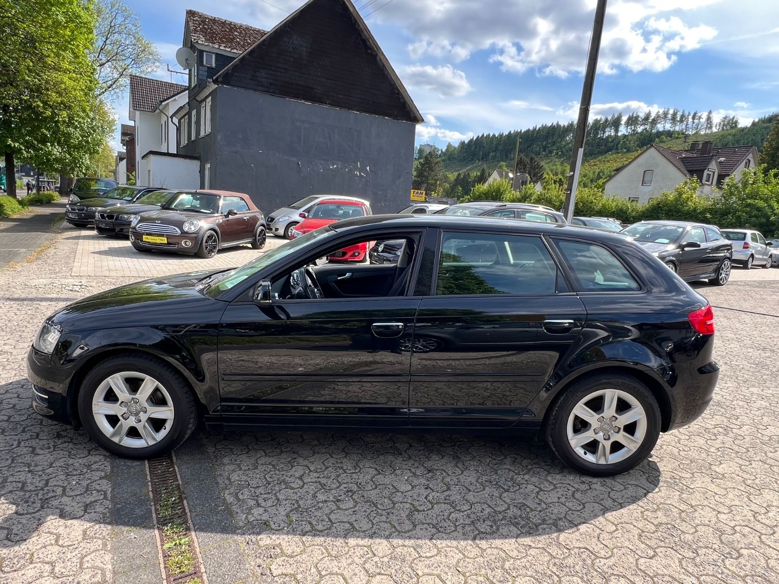 Fahrzeugabbildung Audi A3 Sportback 1.6 Attraction