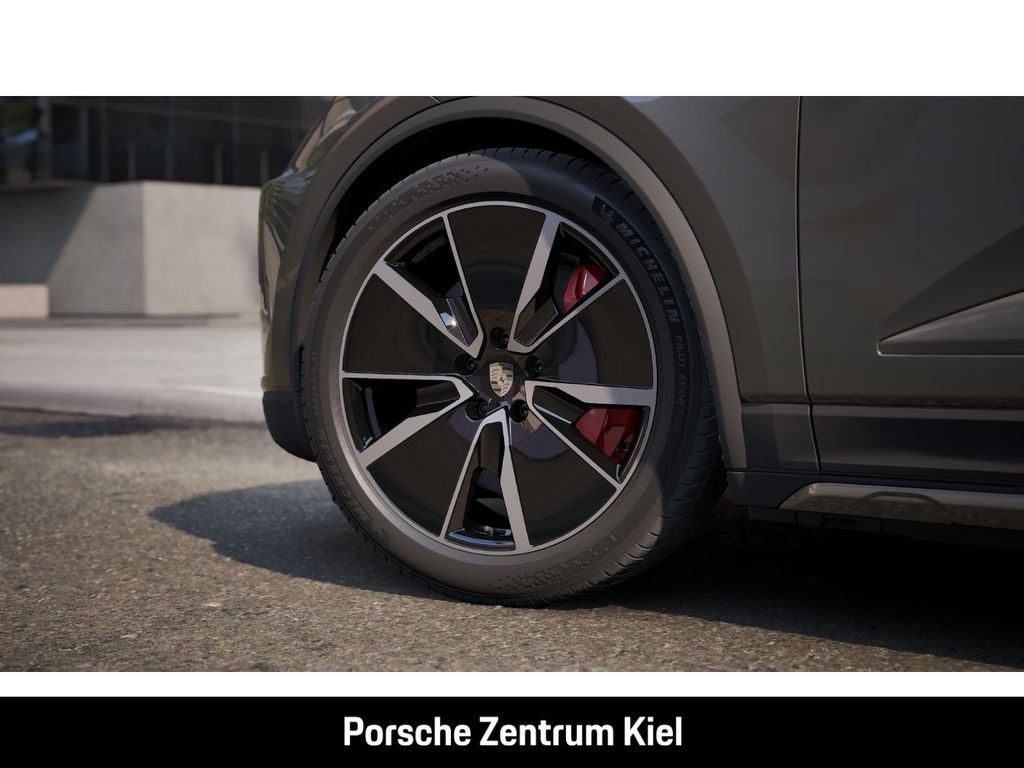 PORSCHE Macan 2024