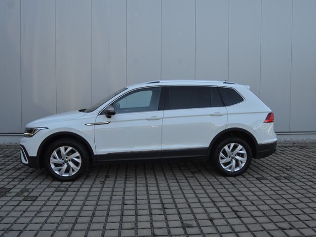 Tiguan Allspace 2.0 TDI DSG LED/NAVI+VZE+RFK/ASS