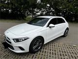 Mercedes-Benz A200 