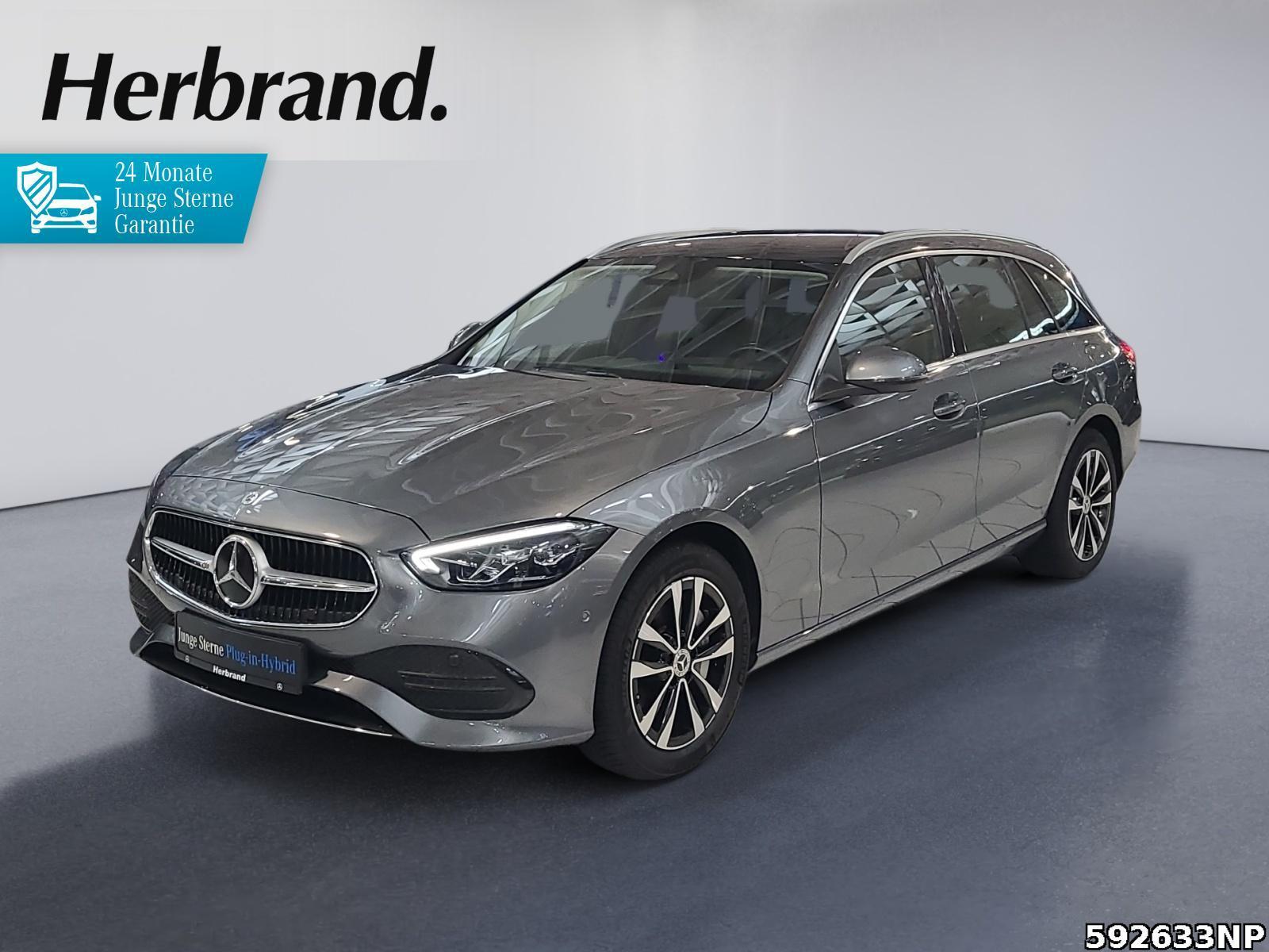 Mercedes-Benz C 300 e T Avantgarde Pano Kamera CarPlay