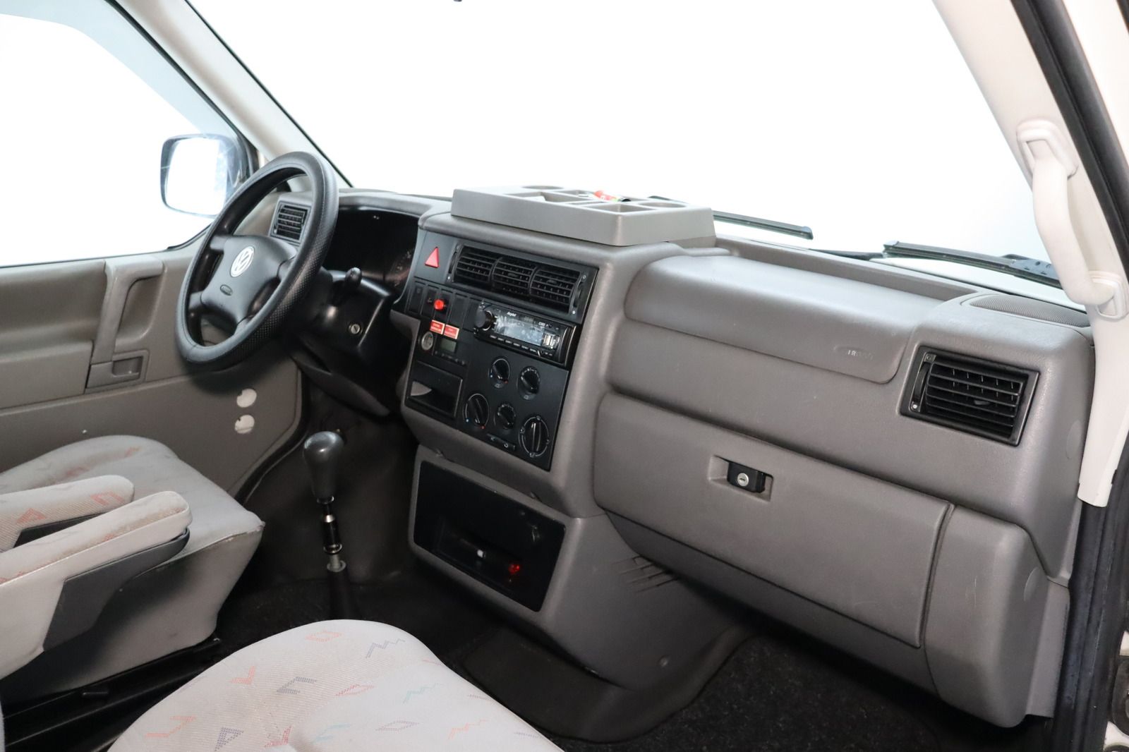 Fahrzeugabbildung Volkswagen T4 Kombi 2.5 syncro *Klima Allrad * Bett * Zelt