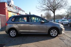 Fahrzeugabbildung Volkswagen Golf Sportsvan 1,4L DSG Comfortline Nav 1.HD