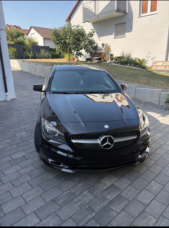 Image of Mercedes-Benz CLA 200 Shooting Brake
