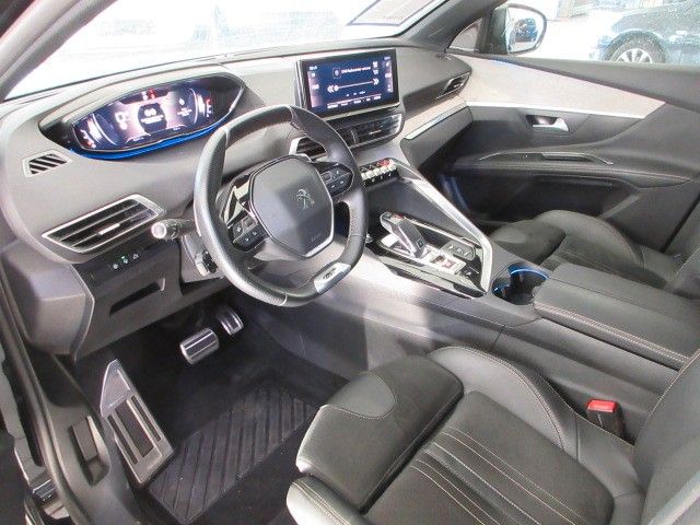 Fahrzeugabbildung Peugeot 5008 GT 1.5D NAVI/LED/SHZ/LEDER/MASSAGE/PARKASS