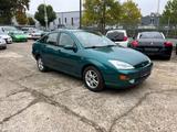 Ford Focus 1.6 Ghia, Sehr Gepflegt - Ford Gebrauchtwagen von 2000