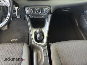 Toyota Yaris - 12