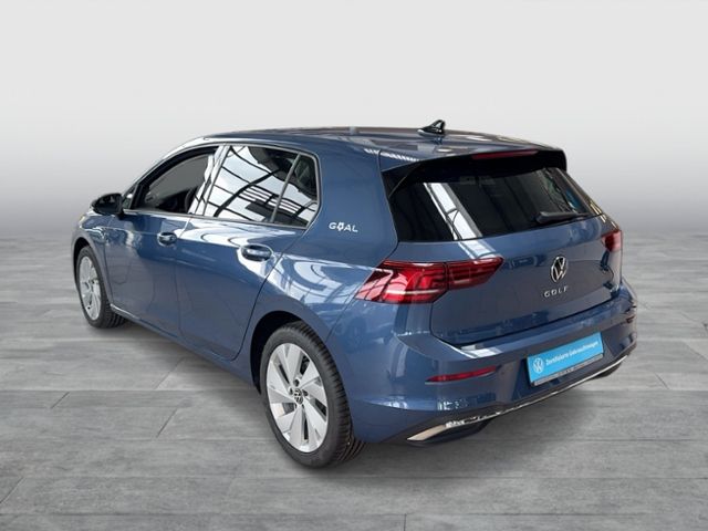 Volkswagen Golf VIII GOAL 1,5 l eTSI OPF DSG AHK REAR VIEW foto 4