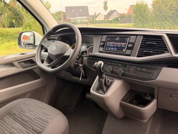 Volkswagen T6 Caravelle - 6