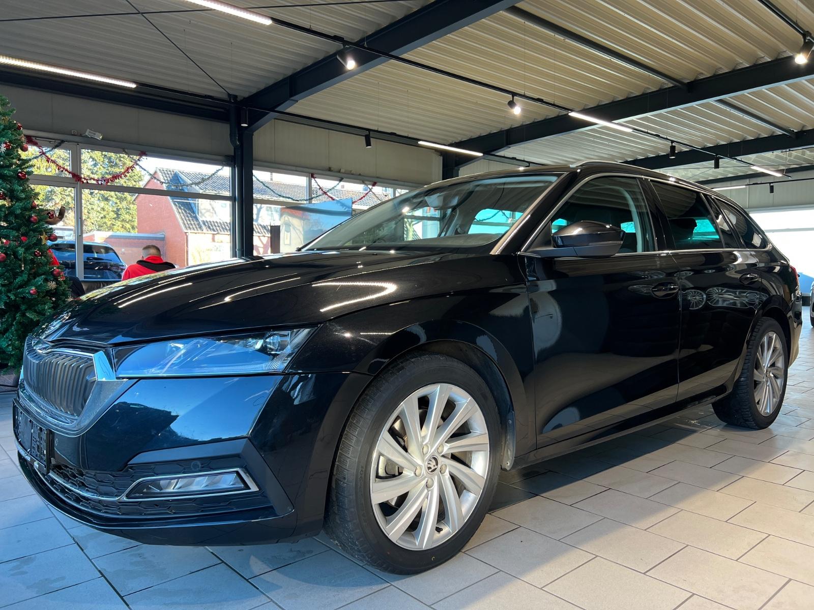 Skoda Octavia 2.0TDI DSG4x4 COMBI*LED*AMBIENTE*KEYLESS