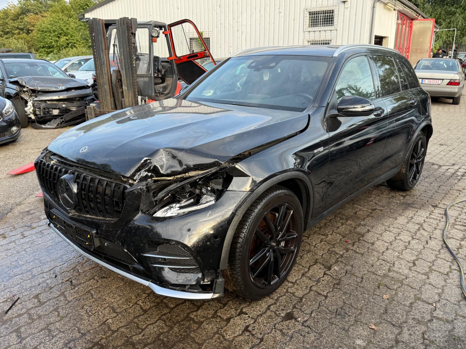 Mercedes-Benz GLC 43 AMG 4MATIC Schalensitze  Kamera