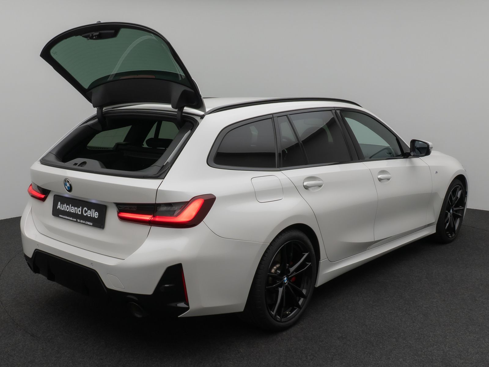 Fahrzeugabbildung BMW 320d M Sport Pro DAB H/K Fernlichtassist 19Zoll