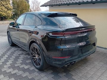 Porsche Cayenne - 4