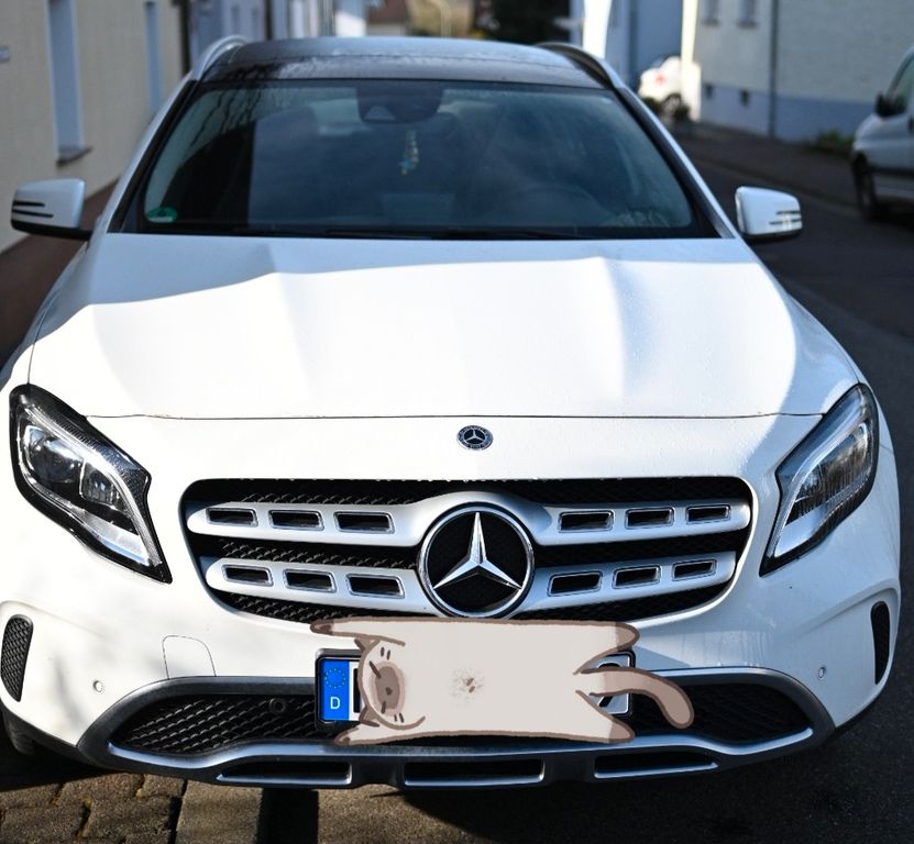 Image of Mercedes-Benz GLA 180
