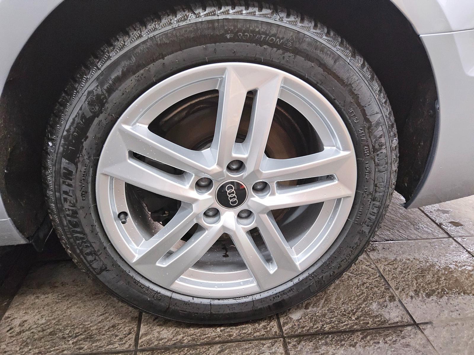 Audi A4 Avant 40 TDI Qu. advanced Navi LED Pano RFK