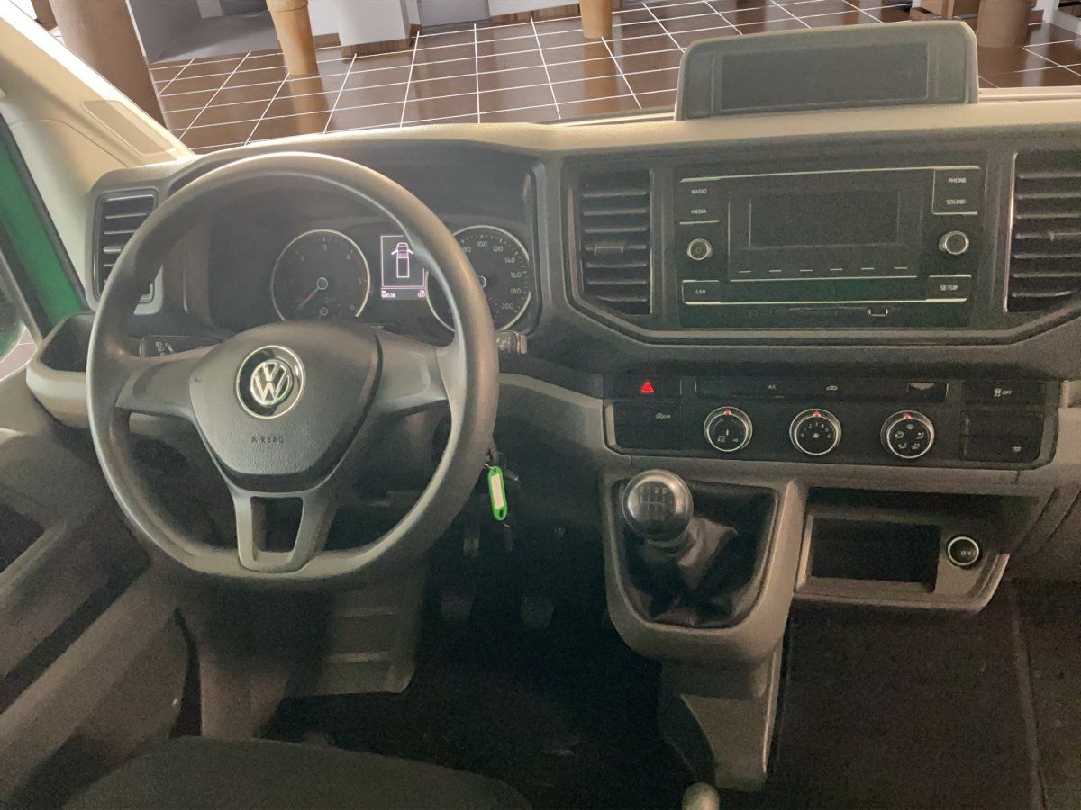 Fahrzeugabbildung Volkswagen Crafter 35 Pritsche 2.0 TDI Langer Radstand AHK
