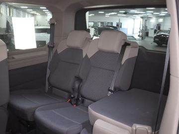 Volkswagen T7 Multivan - 11