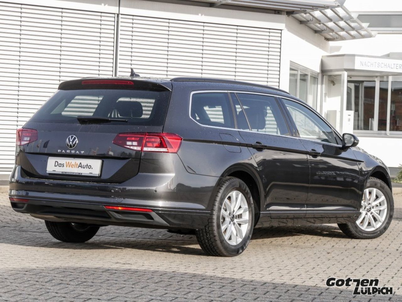 Fahrzeugabbildung Volkswagen Passat Variant Business 1,5TSI DSG Navi Klima