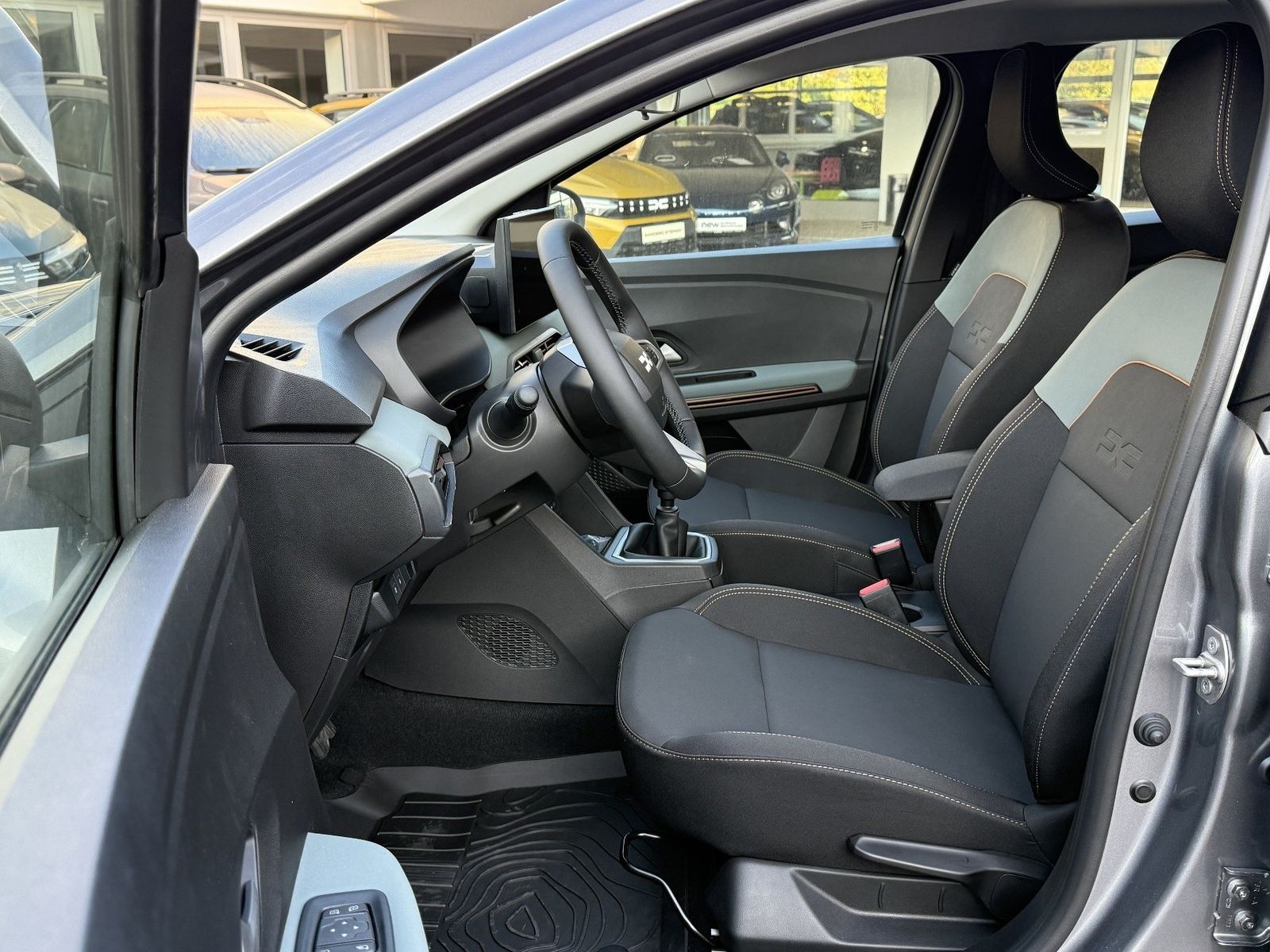 Fahrzeugabbildung Dacia Sandero Stepway Extreme TCe 110