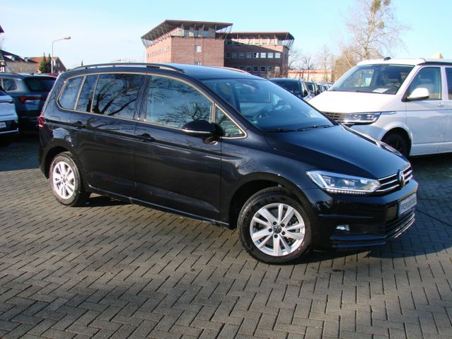 Volkswagen Touran 2.0TDI Comfortline Panorama IQ.Drive AHK