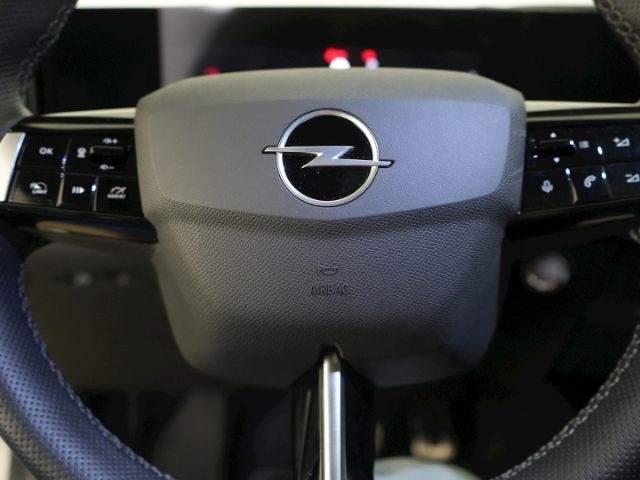 Astra L ST ULTIMATE AT+LED LICHT+NAVI+360 GRAD K