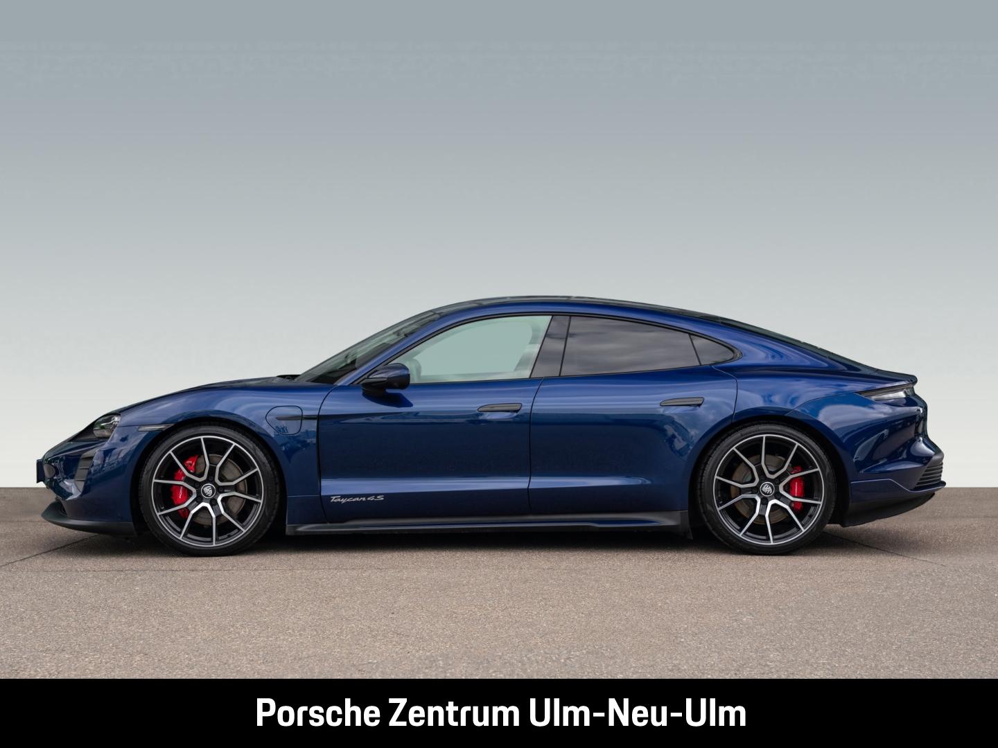 Porsche Taycan 4S Nachtsicht HA-Lenkung LED-Matrix BOSE