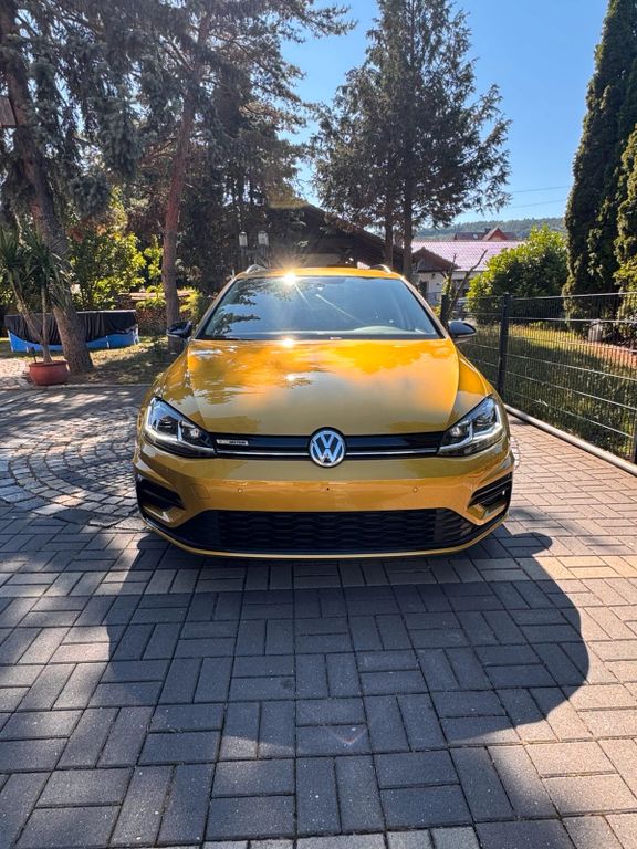 Image of Volkswagen Golf