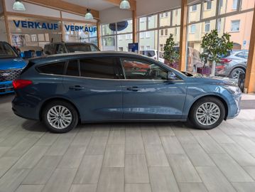 Ford Focus Titanium 1.0 EcoboostHybrid 155PS