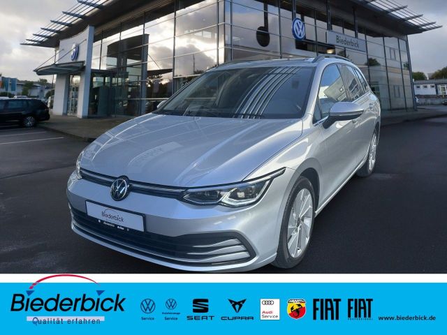 Golf VIII Variant 2.0 TDI DSG Style PANO AHK NAV
