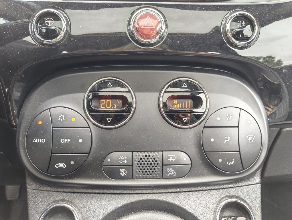 Fahrzeugabbildung Fiat 500 Lounge 1.2 8V + Tempomat + Panorama