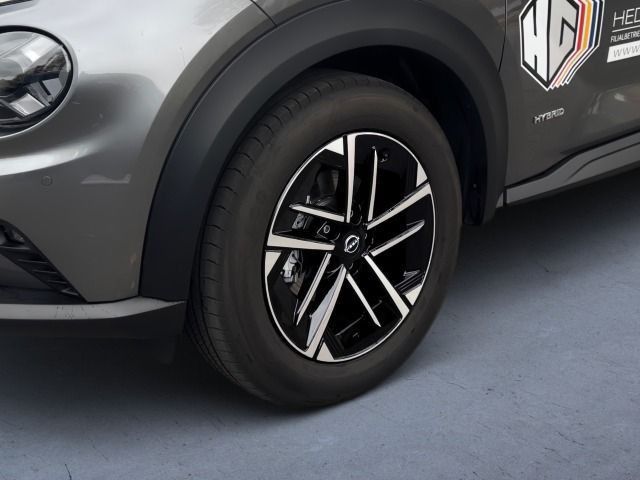 Fahrzeugabbildung Nissan JUKE 1.6 HYBRID 143 PS 4AMT N-CONNECTA Winter II