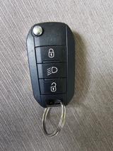 Peugeot 208 1.2 Style 82 VTi Style - Peugeot 208: Style