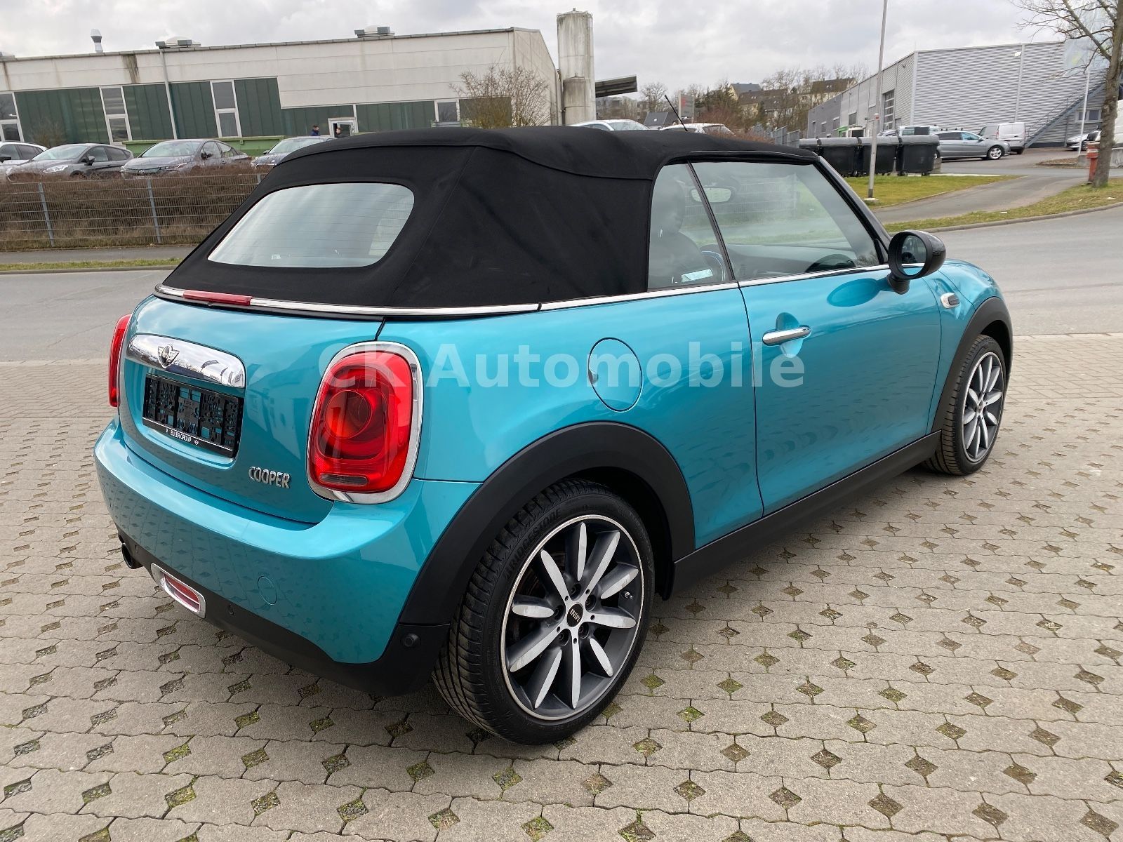 Fahrzeugabbildung MINI Cooper Cabrio  Chili/Leder/LED/PDC/Tempomat