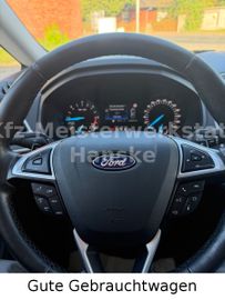Ford S-Max - 11