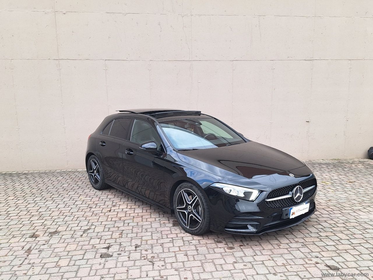 Mercedes-Benz MERCEDES-BENZ A 180 d Automatic Premium AMG NIGH imagem 3