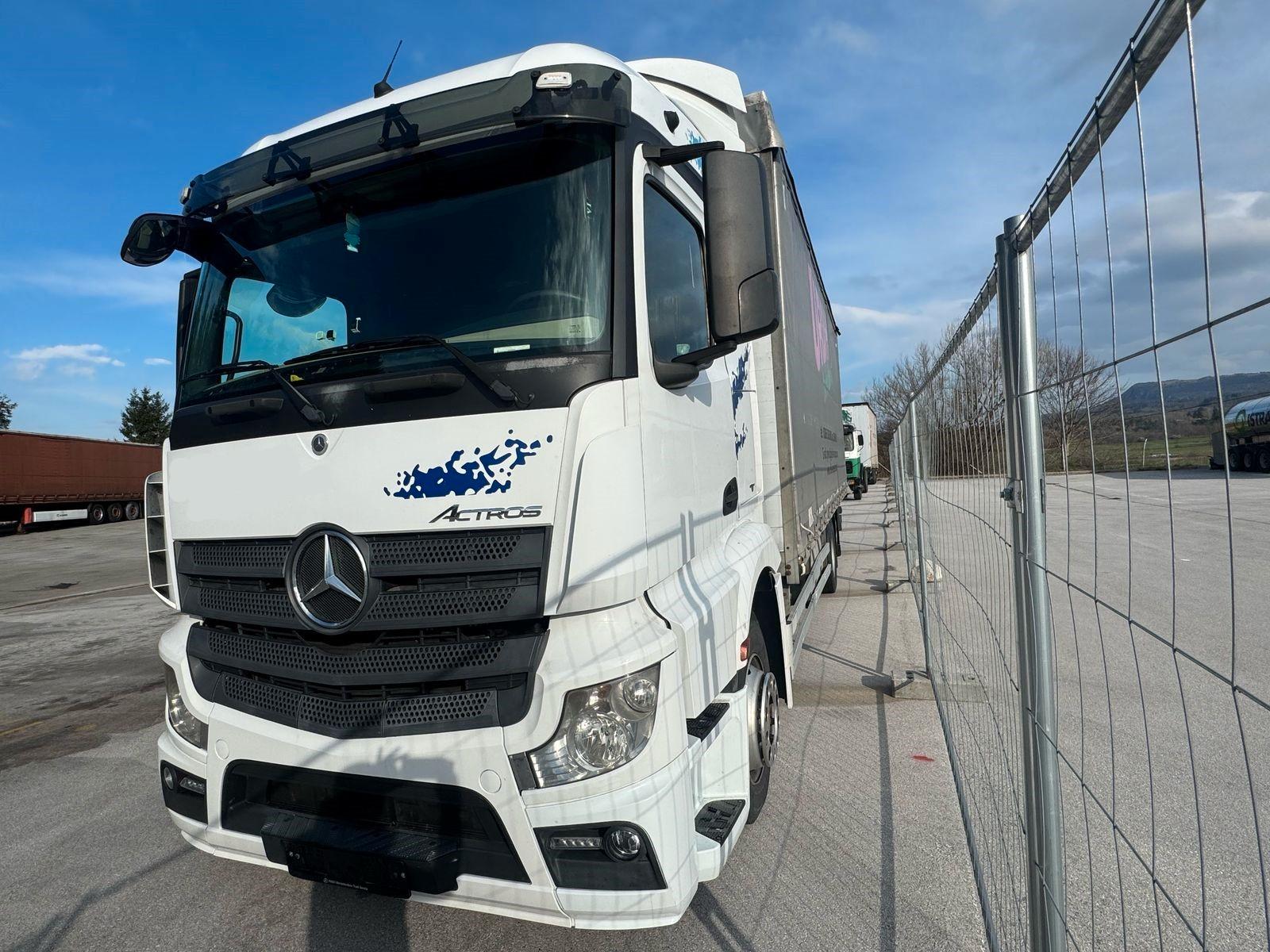 Mercedes-Benz Actros 2535