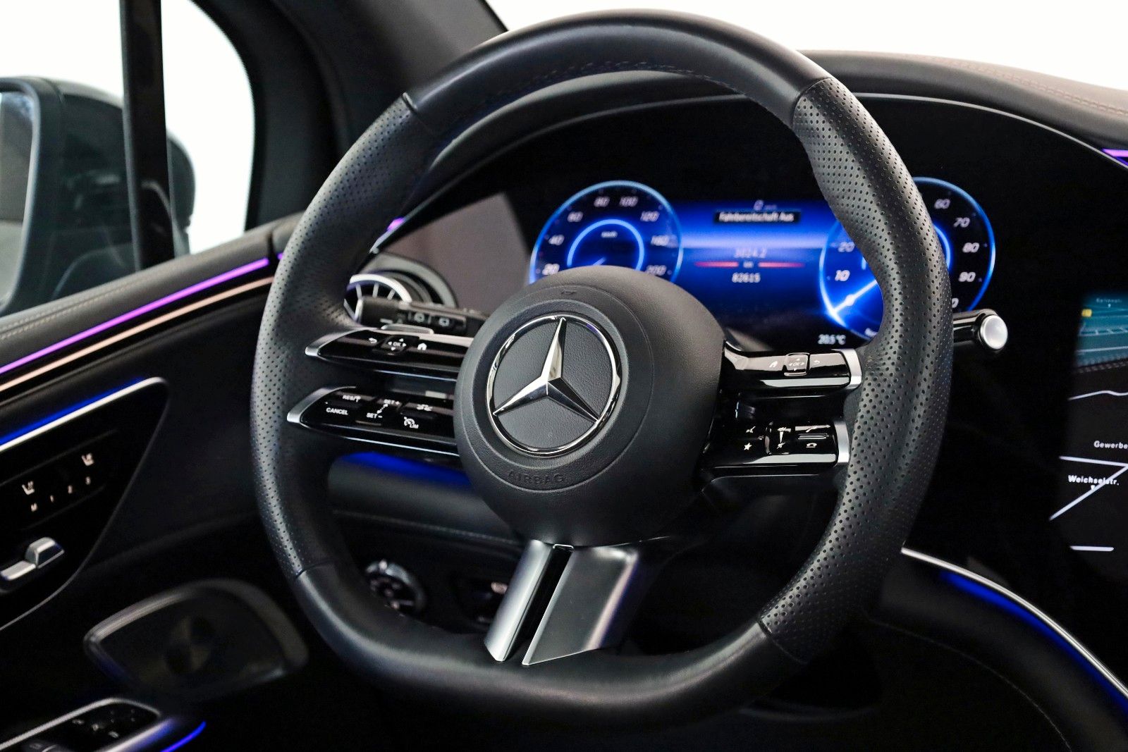 Fahrzeugabbildung Mercedes-Benz EQE 500 SUV 4M AMG Panorama,HUD,Wärmepumpe,360°K